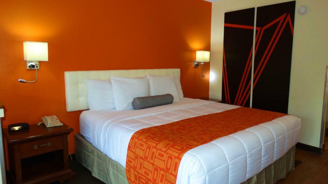 Howard Johnson By Wyndham Savannah Ga Georgetown Zewnętrze zdjęcie